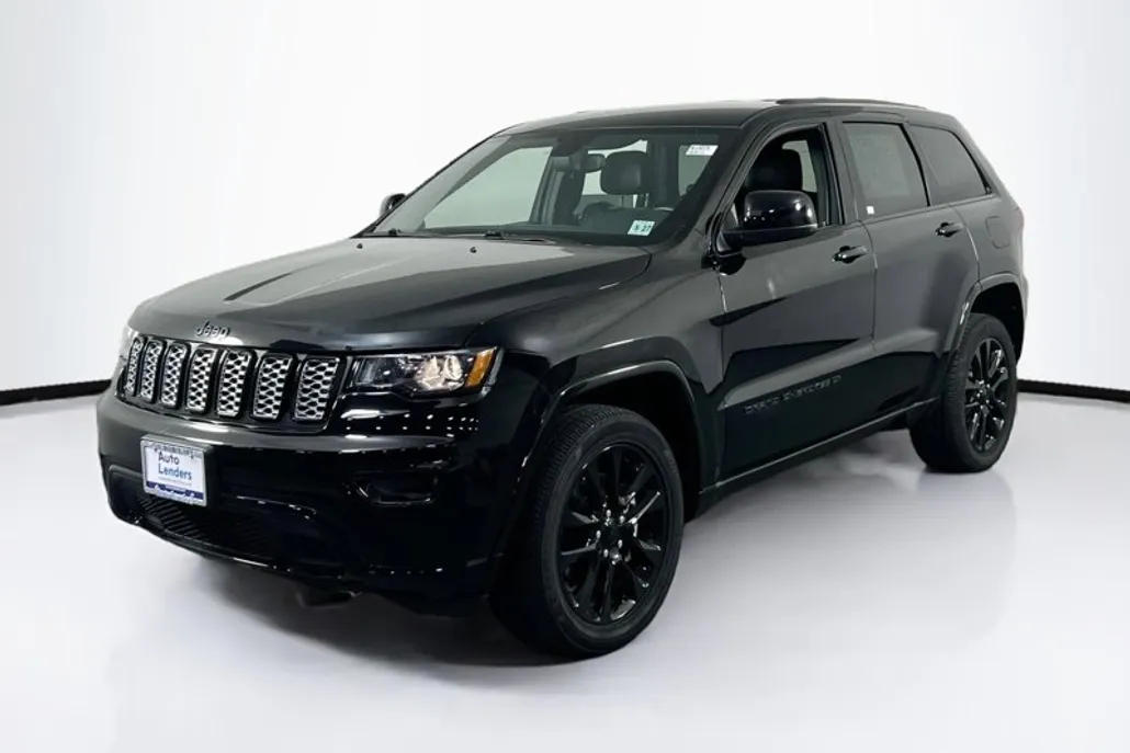 2022 Jeep Cherokee Laredo X photo 1