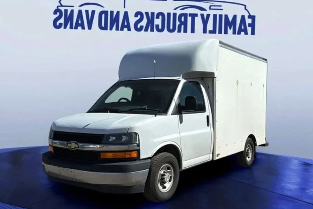 2012 International MA025 DuraStar 4300 photo 1
