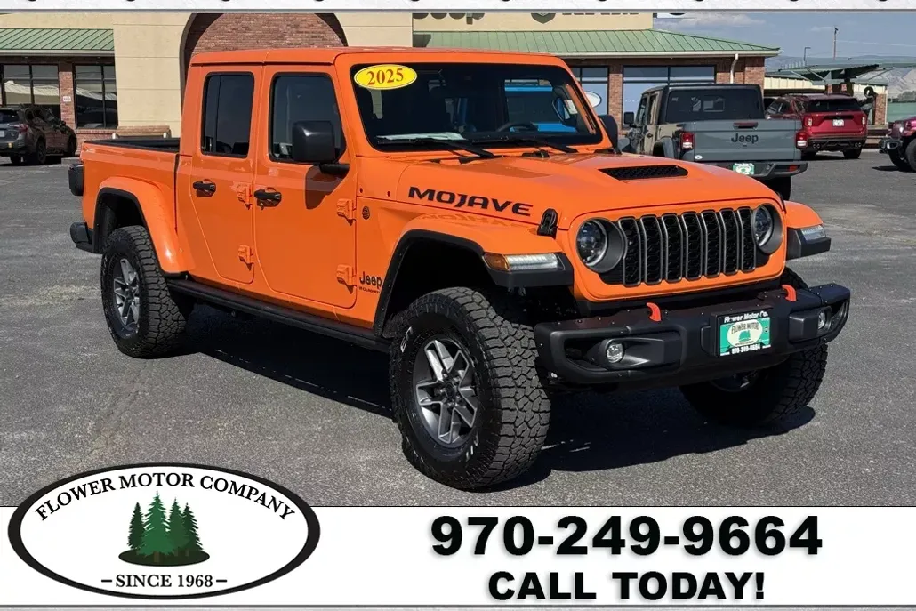 2025 Jeep Gladiator Mojave photo 1