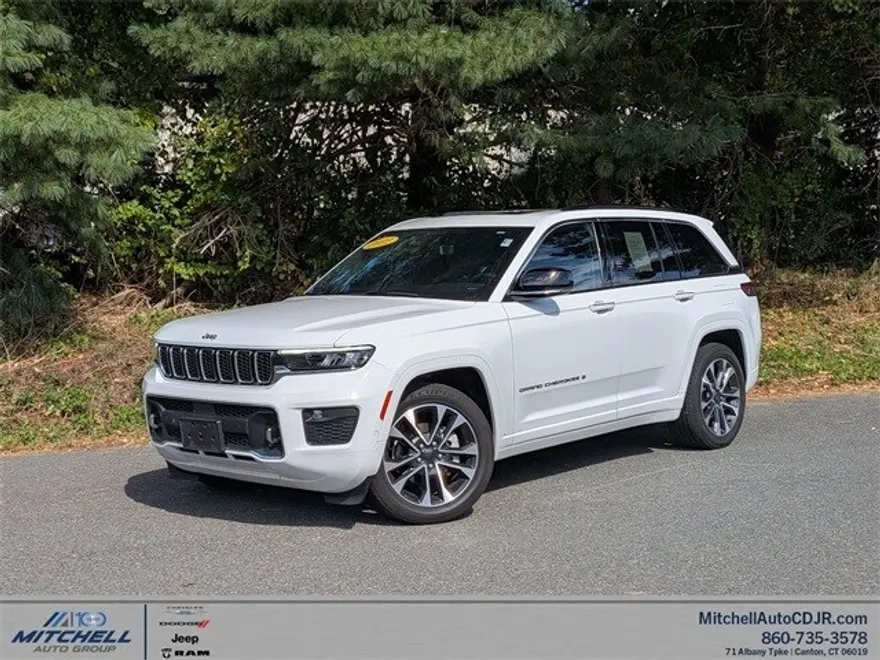 2022 Jeep Grand Cherokee Overland photo 1