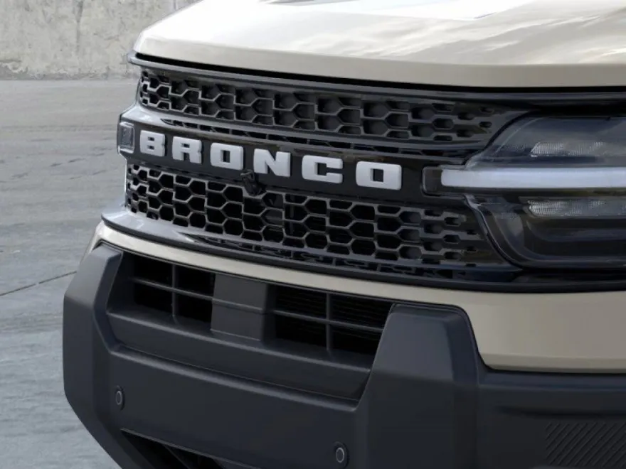 2025 Ford Bronco Sport Outer Banks photo 1