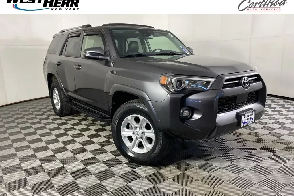 2022 Toyota 4Runner SR5 Premium photo 1