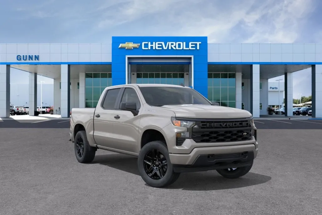 2026 Chevrolet Silverado 1500 Custom photo 1
