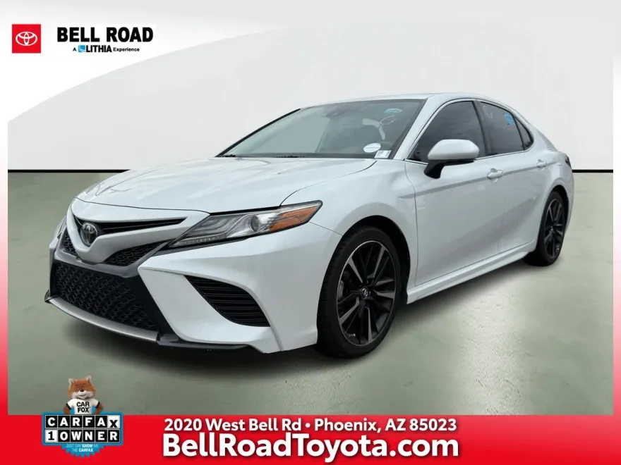 2019 Toyota Camry XSE photo 1