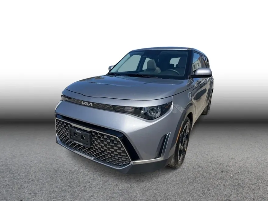 2025 Kia Soul EX photo 1