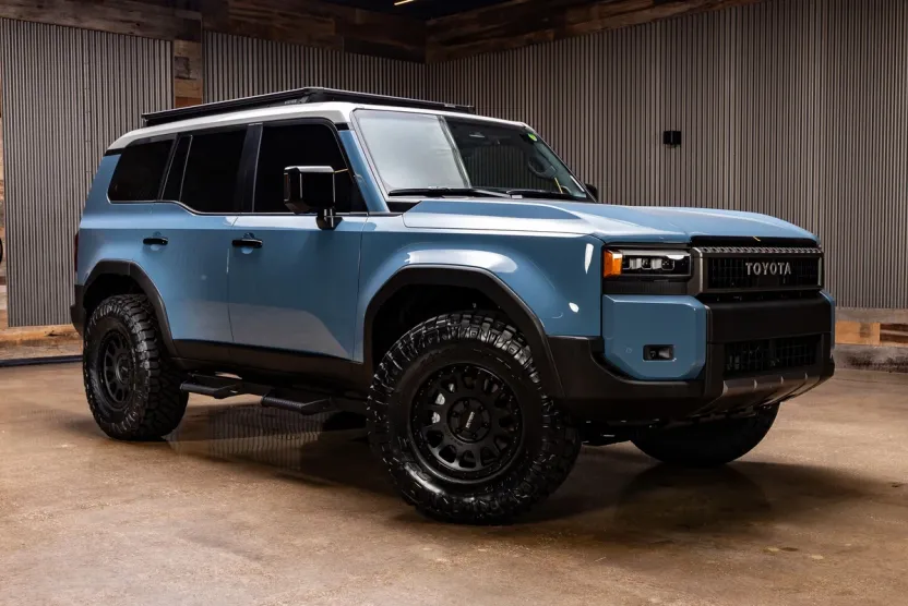 2025 Toyota Land Cruiser Base photo 1