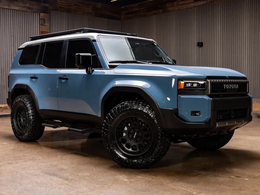 2025 Toyota Land Cruiser Base photo 1