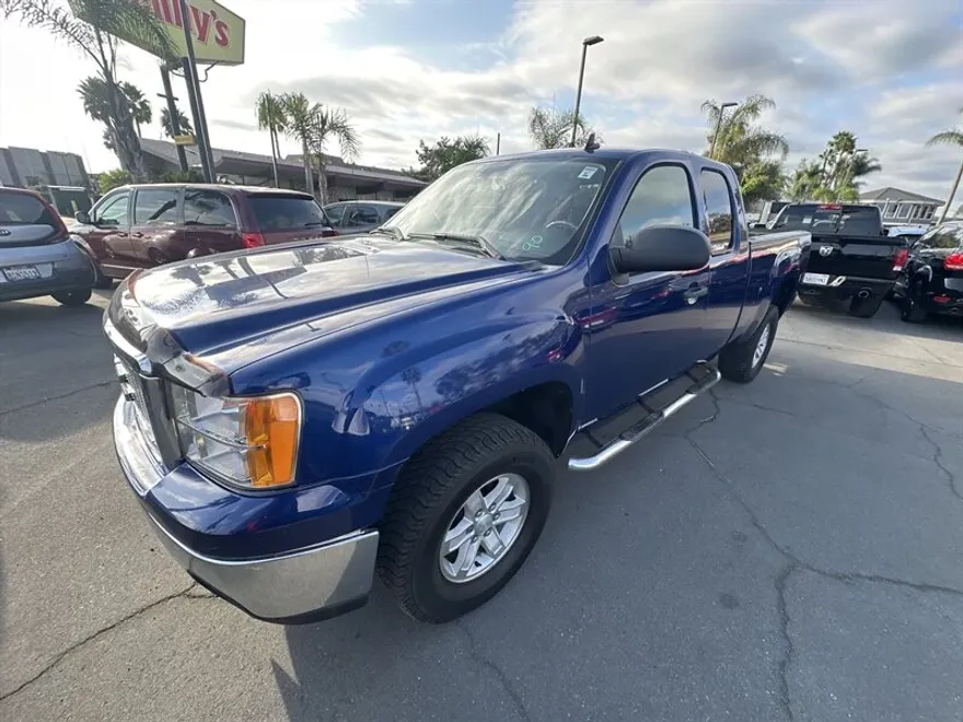 2013 Gmc Sierra 1500 SLE photo 1