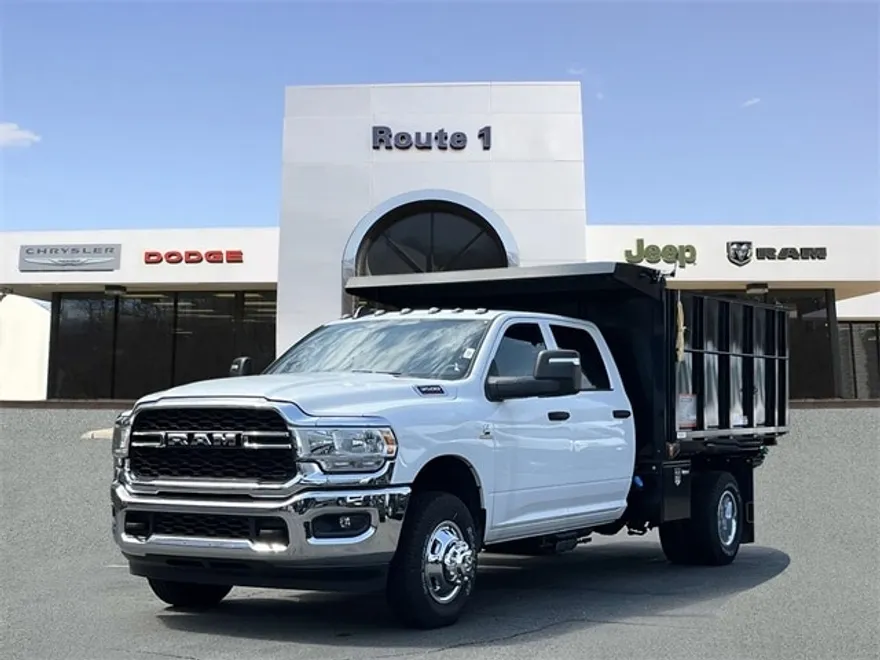 2023 Ram 3500 Tradesman photo 1