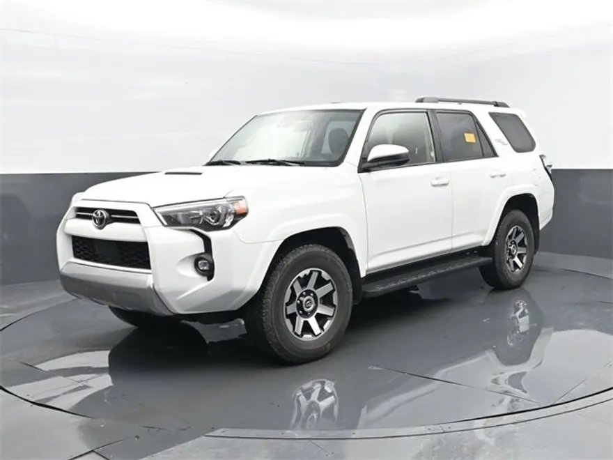 2024 Toyota 4Runner TRD Off-Road photo 1