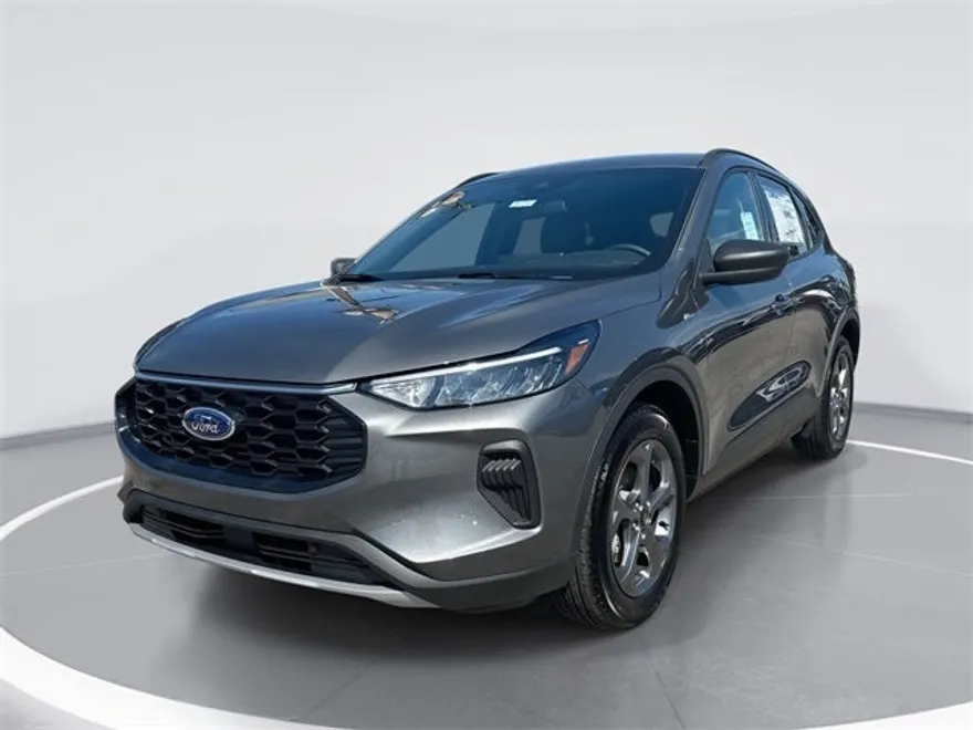 2025 Ford Escape ST-Line photo 1