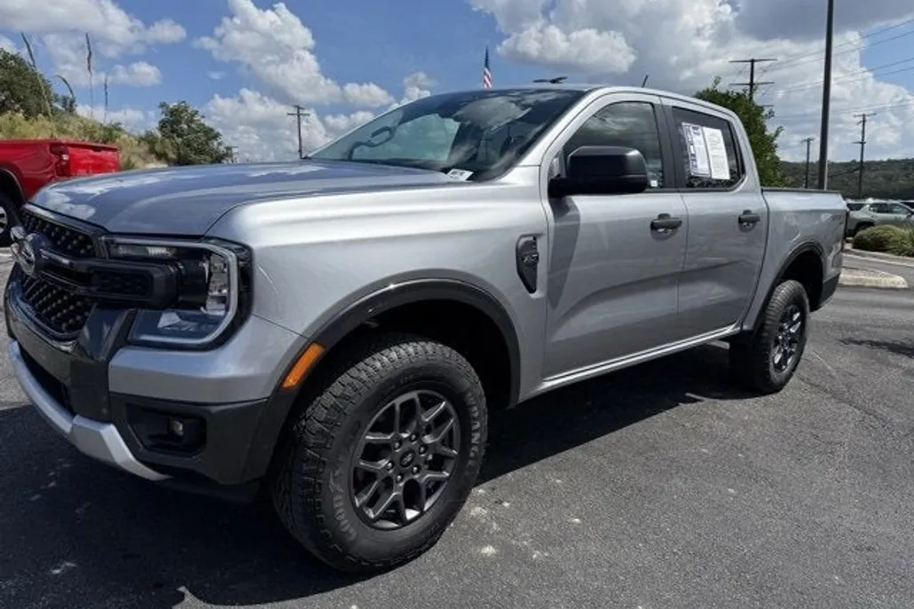 2024 Ford Ranger XLT photo 1