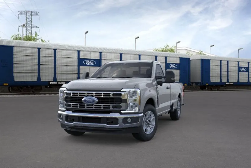 2026 Ford F-350 XLT photo 1
