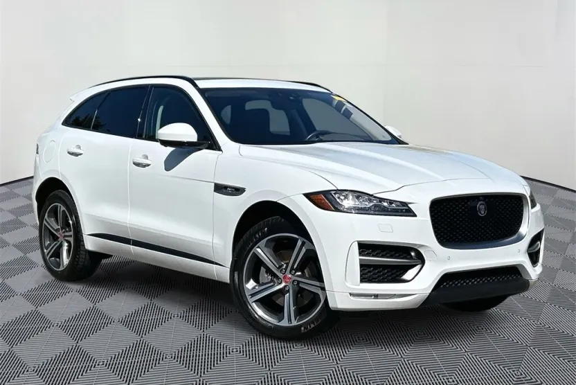 2019 Jaguar F-PACE R-Sport photo 1