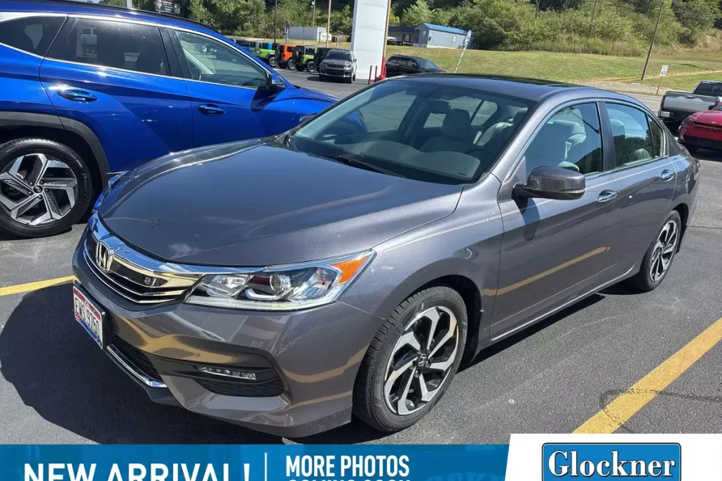 2016 Honda Accord EX-L photo 1