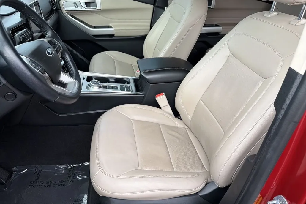 2022 Ford Explorer Limited photo 1