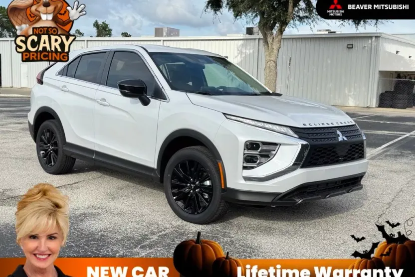 2025 Mitsubishi Eclipse Cross LE photo 1