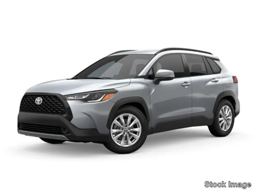 2023 Toyota Corolla Cross LE photo 1