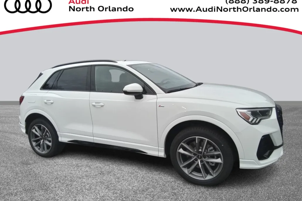 2025 Audi Q3 S line Premium photo 1