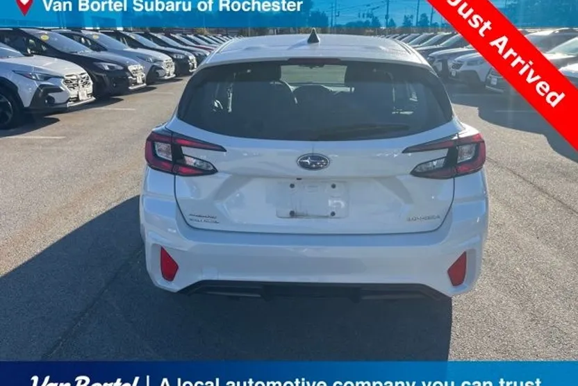 2024 Subaru Impreza Base photo 1