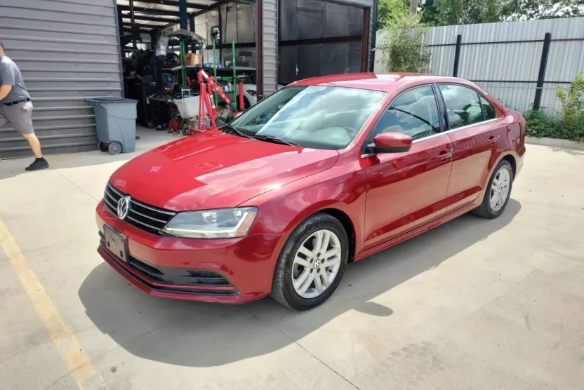 2017 Volkswagen Jetta 1.4T photo 1