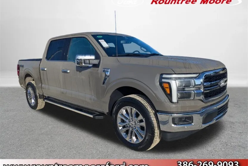 2025 Ford F-150 Lariat photo 1