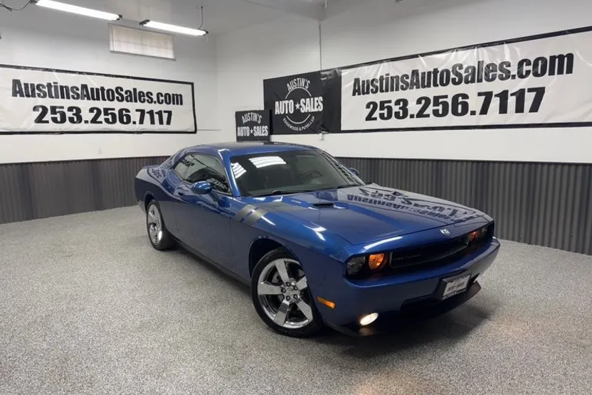 2010 Dodge Challenger R/T photo 1