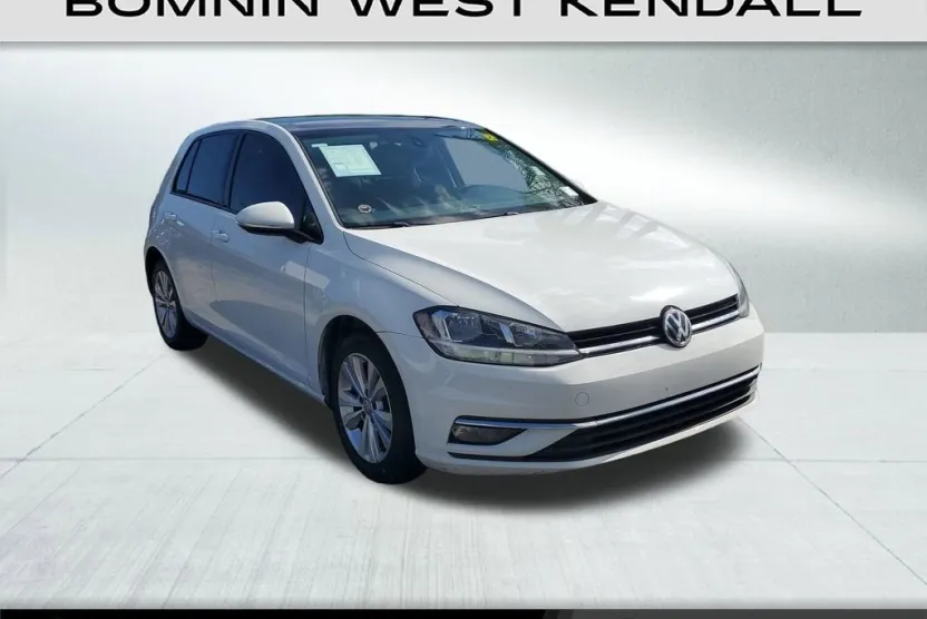 2018 Volkswagen Golf S photo 1