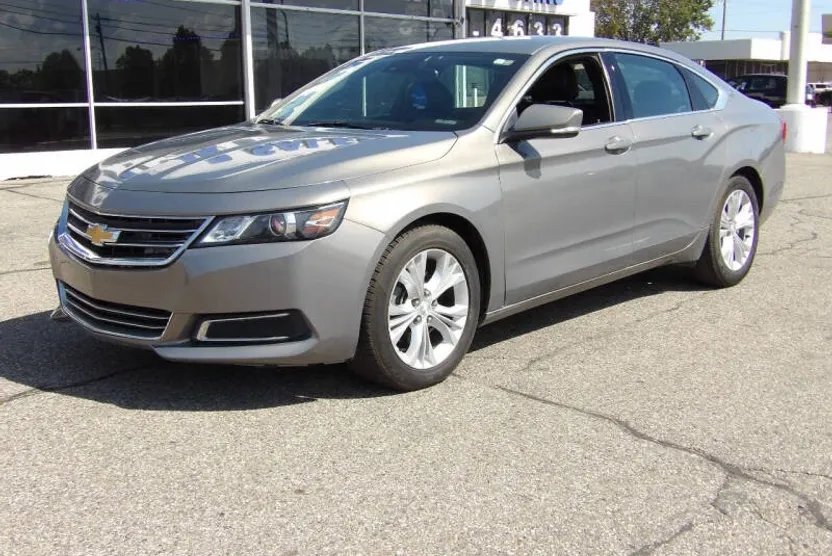 2017 Chevrolet Impala 1LT photo 1