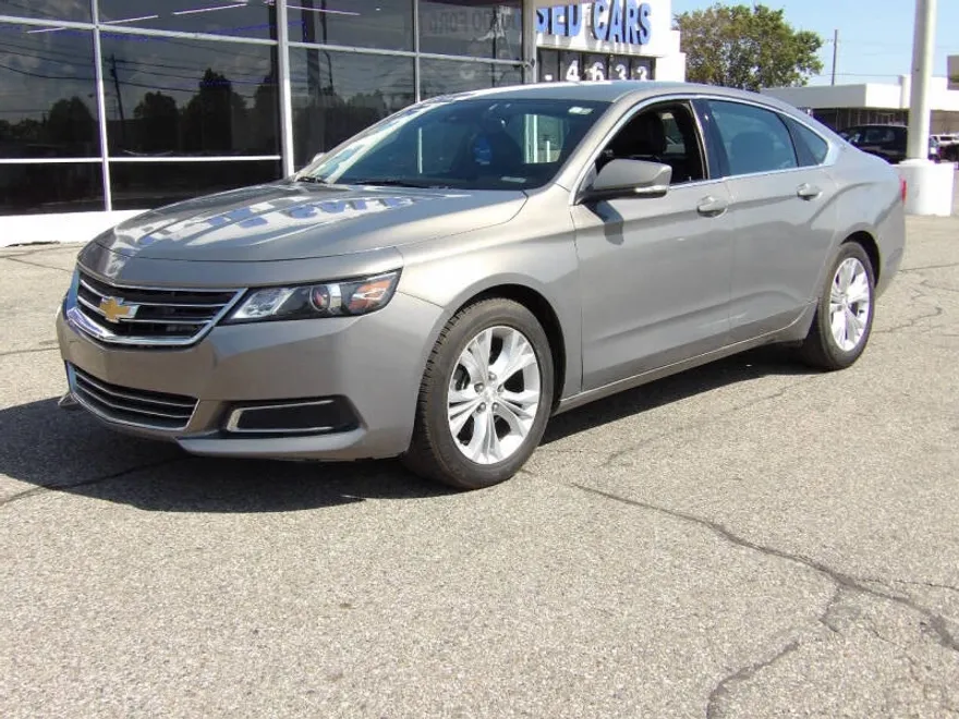 2017 Chevrolet Impala 1LT photo 1