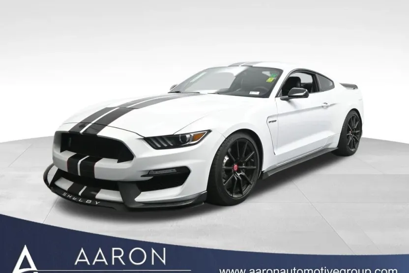 2016 Ford Mustang Shelby GT350 photo 1
