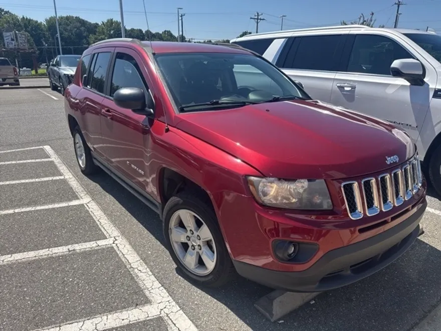 2016 Jeep Compass Sport photo 1