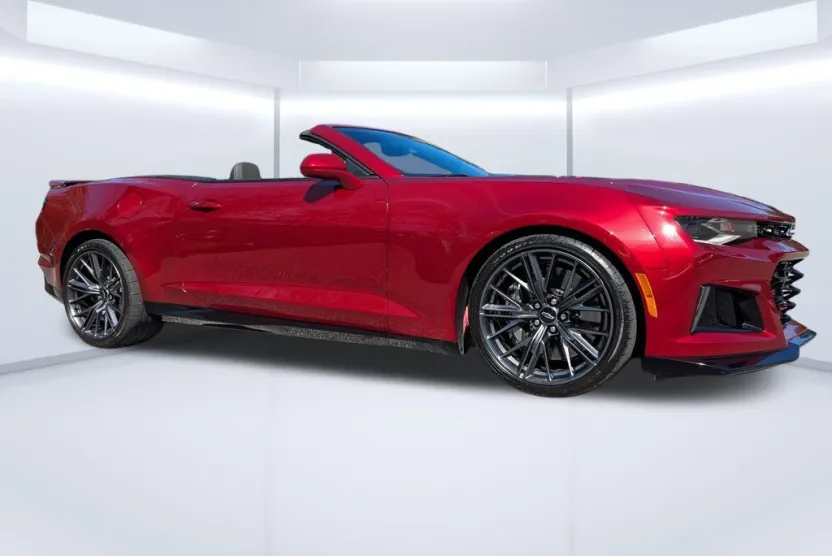 2024 Chevrolet Camaro ZL1 photo 1