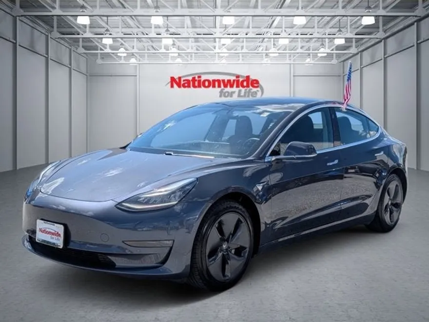 2019 Tesla Model 3 Long Range photo 1