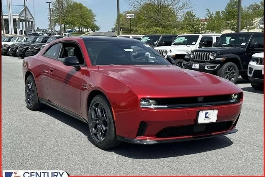 2025 Dodge Charger Daytona R/T AWD photo 1