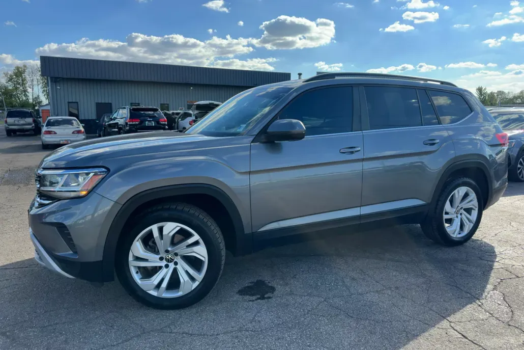 2021 Volkswagen Atlas SE Technology photo 1