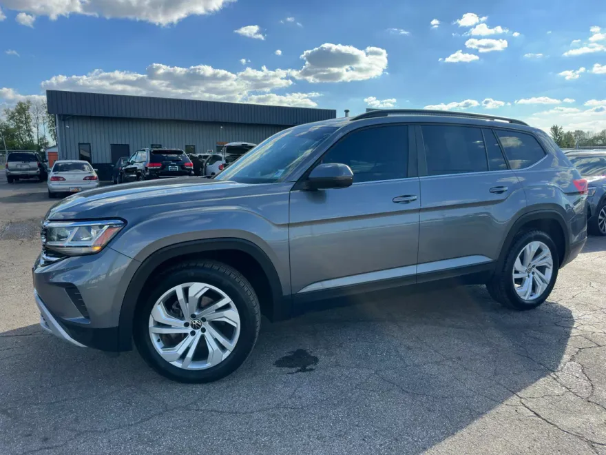 2021 Volkswagen Atlas SE Technology photo 1