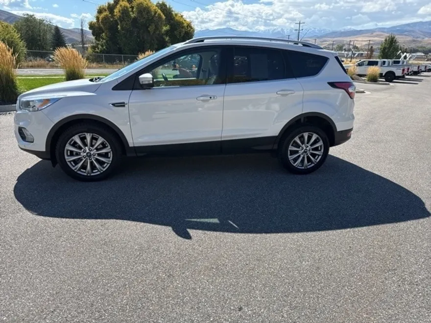 2018 Ford Escape Titanium photo 1