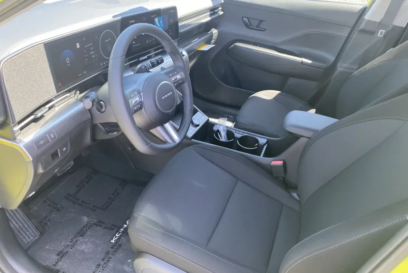 2025 Hyundai Kona Electric SEL photo 1