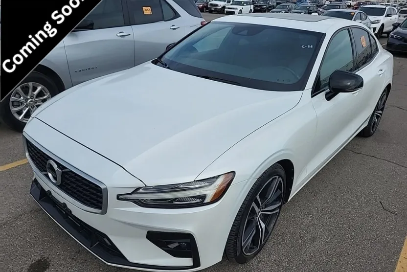 2019 Volvo S60 T6 R-Design photo 1