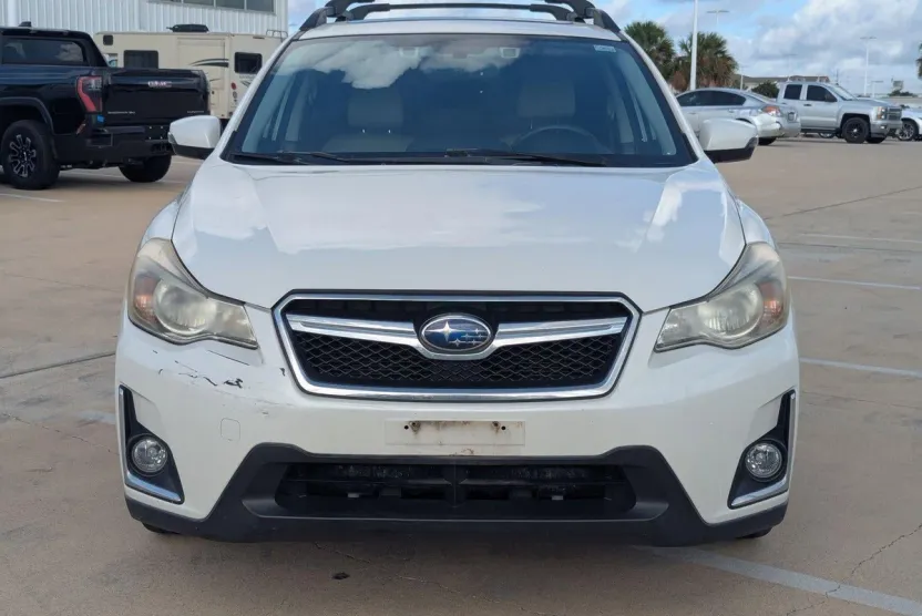 2016 Subaru Crosstrek 2.0i Limited photo 1