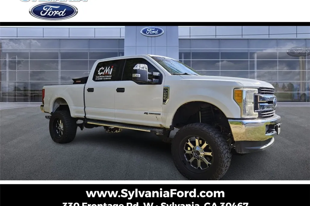 2017 Ford F-250 XLT photo 1