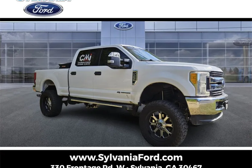2017 Ford F-250 XLT photo 1