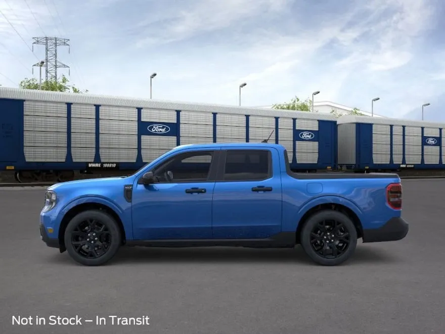 2025 Ford Maverick XLT photo 1
