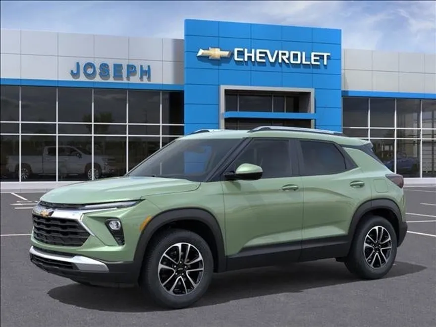 2026 Chevrolet Trailblazer LT photo 1