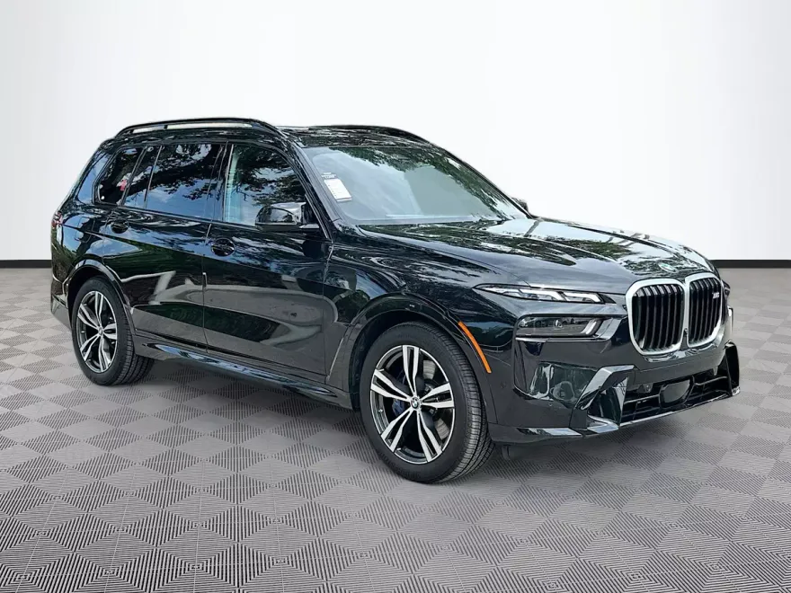 2025 Bmw X7 M60i photo 1
