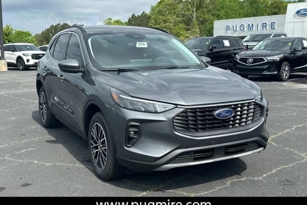 2025 Ford Escape photo 1