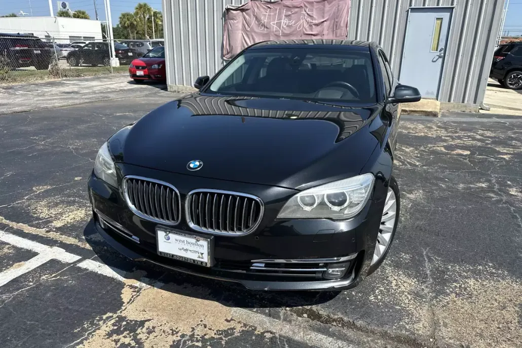 2013 Bmw 740Li Sedan photo 1