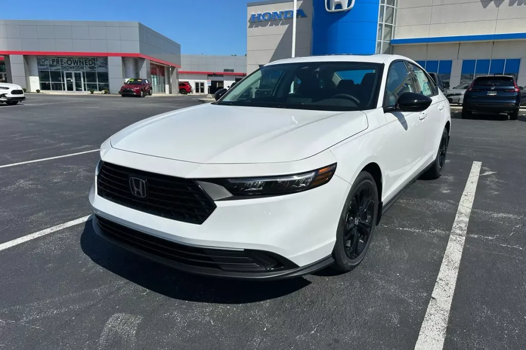 2025 Honda Accord 1.5T SE photo 1