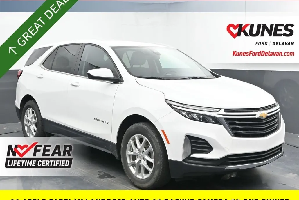 2023 Chevrolet Equinox LT photo 1